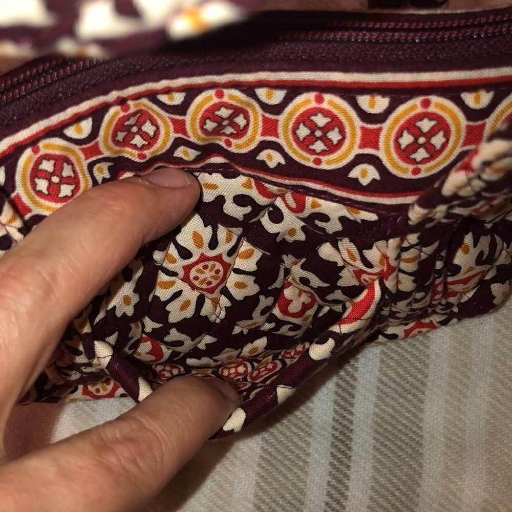 Vera Bradley Medallion Print Adorable Mini Quilted Bag - Picture 6 of 7